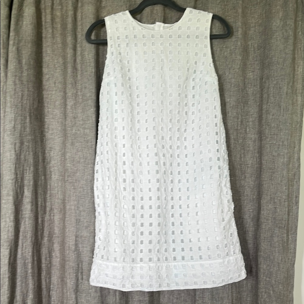 Gap eyelet shift dress size 2